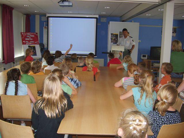 Bezoek aan politiebureau Gennep (1).jpg